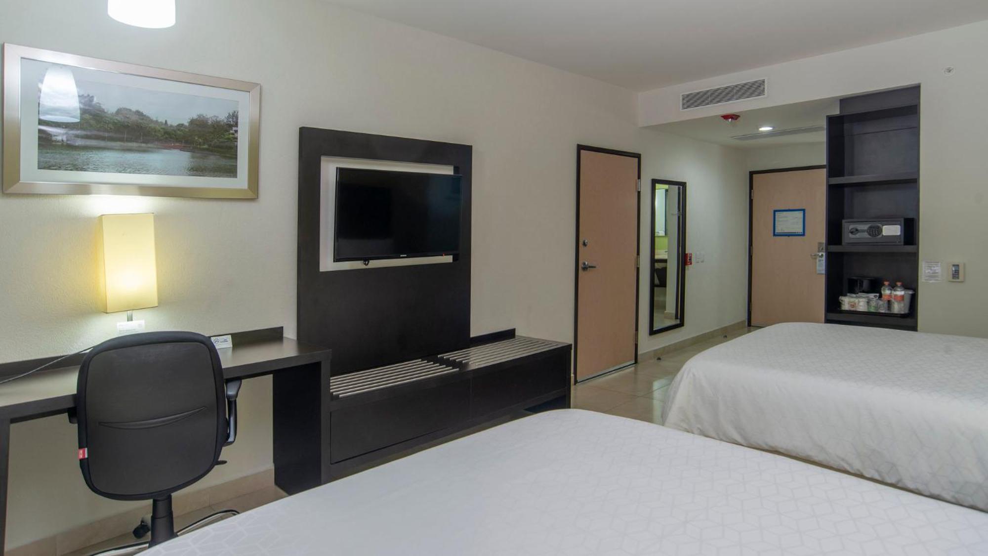 Holiday Inn Express Xalapa By Ihg Bagian luar foto