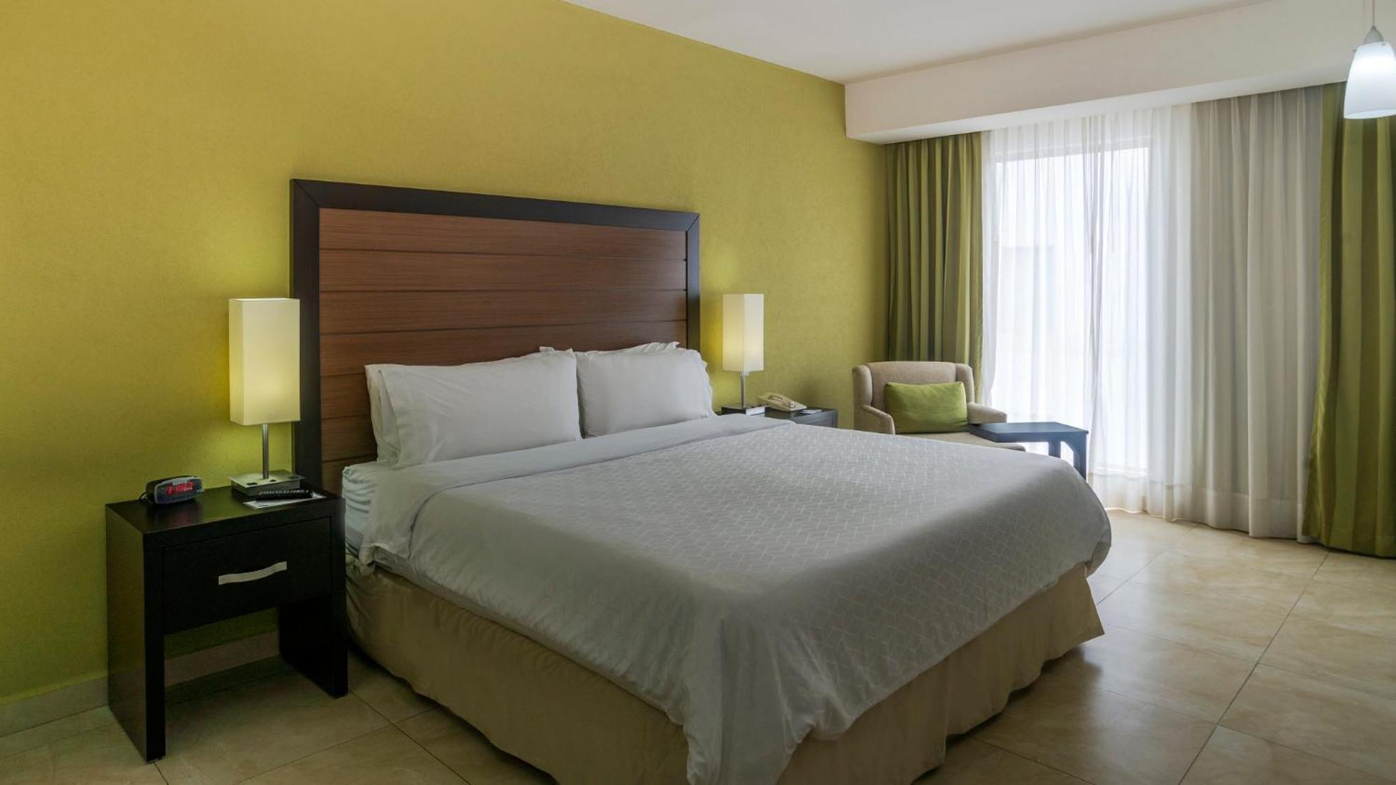 Holiday Inn Express Xalapa By Ihg Bagian luar foto