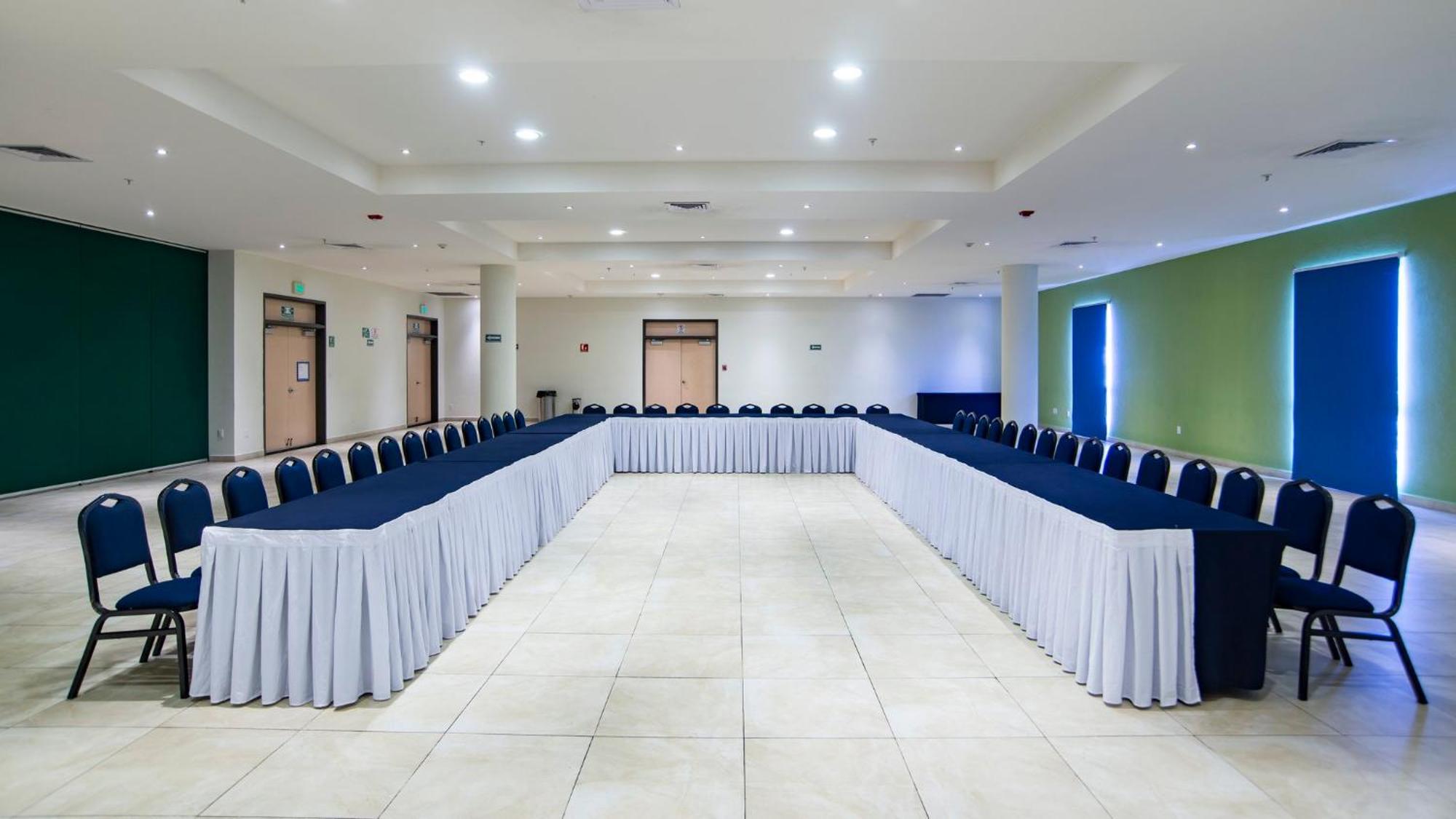 Holiday Inn Express Xalapa By Ihg Bagian luar foto