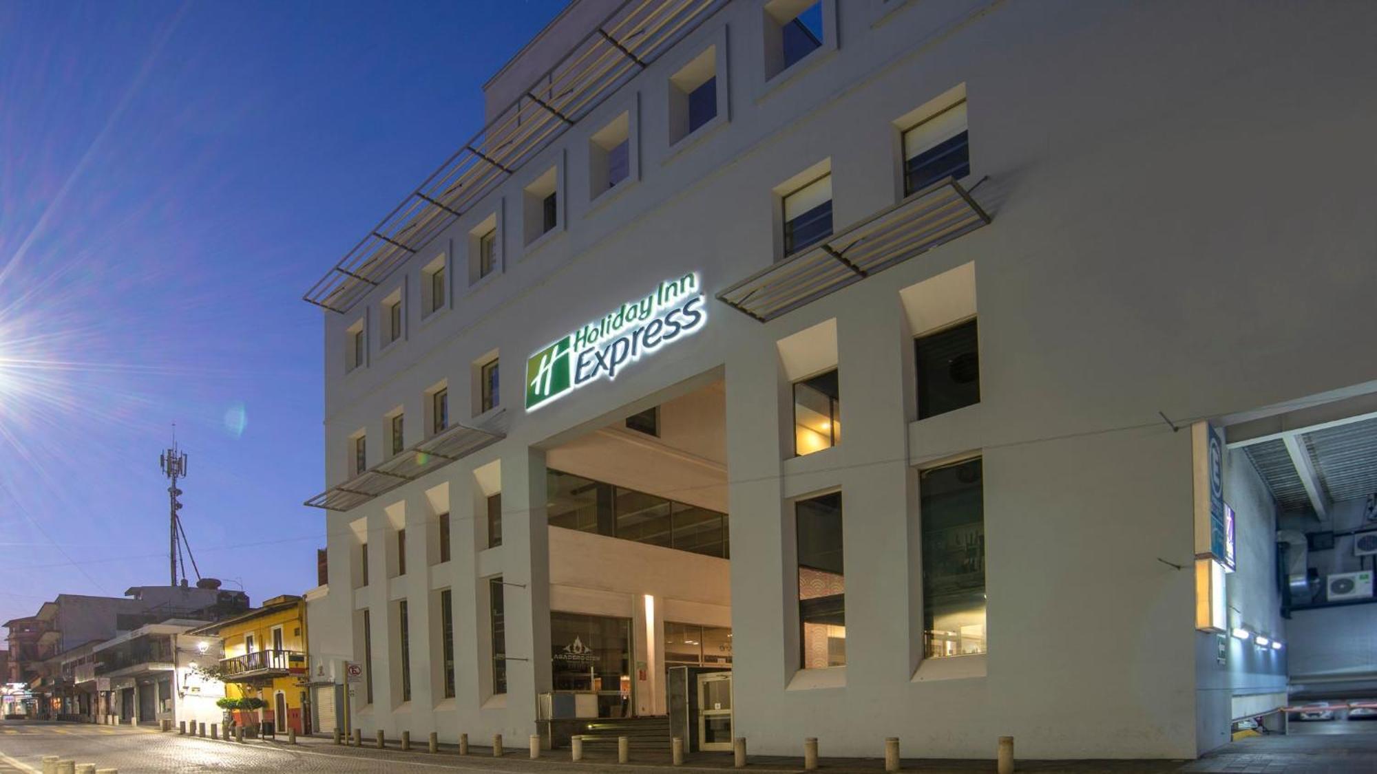 Holiday Inn Express Xalapa By Ihg Bagian luar foto
