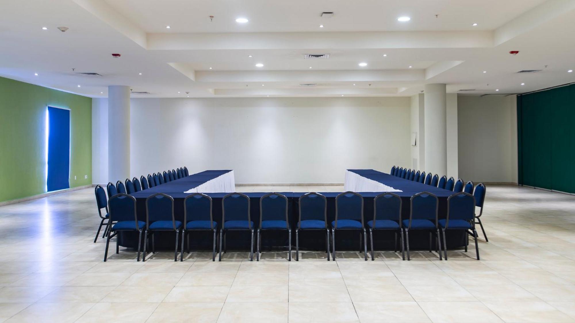 Holiday Inn Express Xalapa By Ihg Bagian luar foto